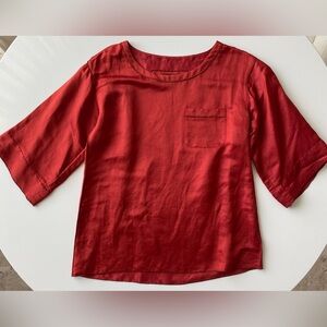 MARC JACOBS TOP WITH TONAL PIPING DETAIL